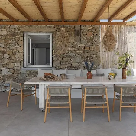 Villa Lydia With Stunning View Kalafatis